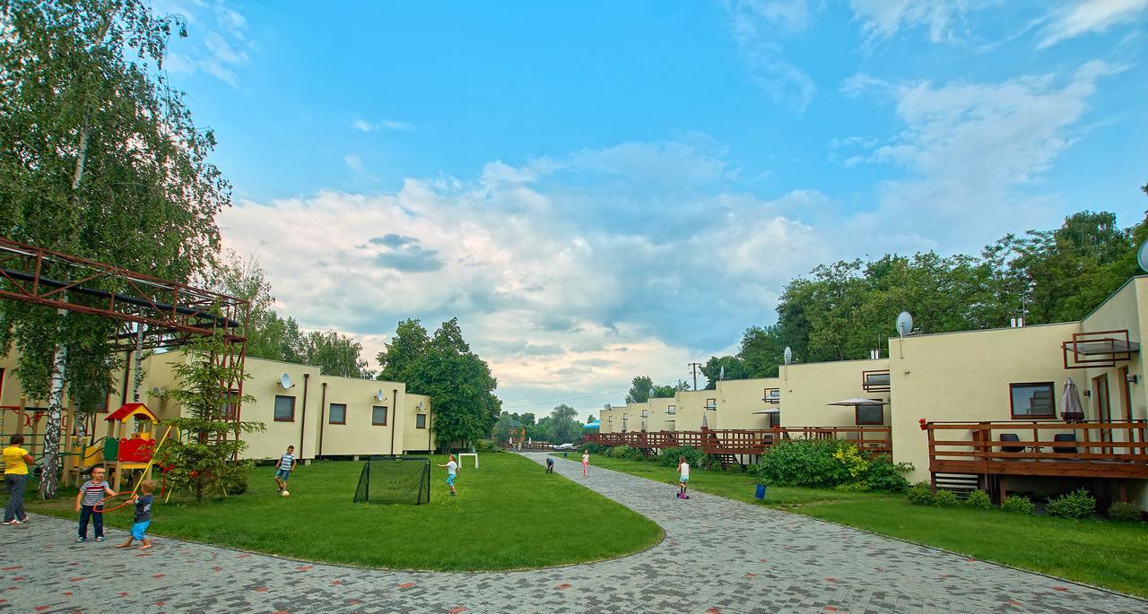 Dacha Na Desne Hotel Kijów Zewnętrze zdjęcie